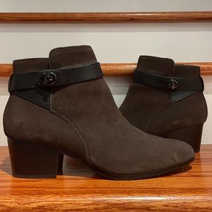 Authentic Coach Patricia Booties